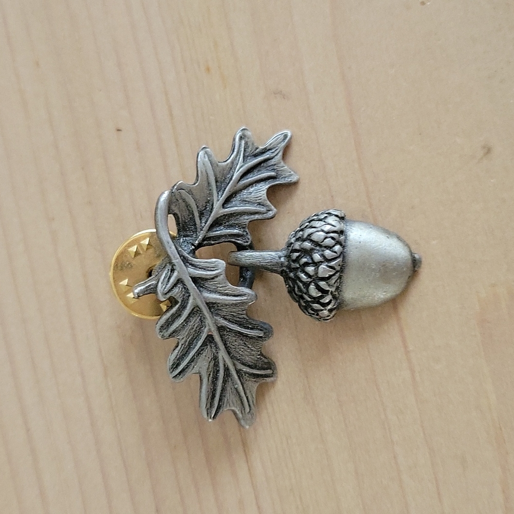 Camco Acorn Pewter Pin